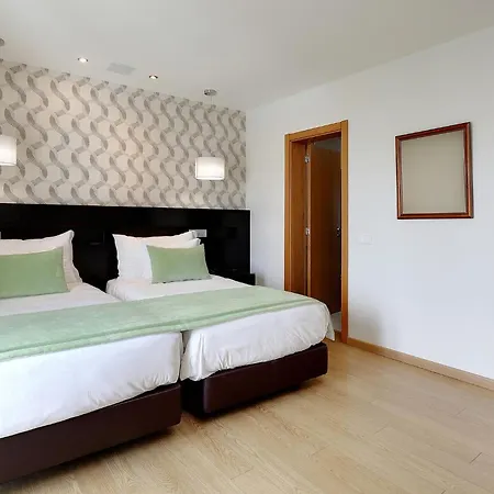 Sao Vicente Boutique (adults Only) 3* אלבופיירה